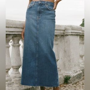 ZARA STRETCH DENIM PENCIL SKIRT